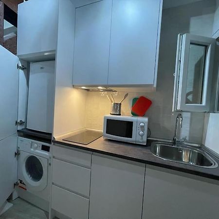 Tesorito, Estudio Individual En Malasana, Bajo Pequeno En Calle Del Tesoro Apartment Мадрид Екстериор снимка